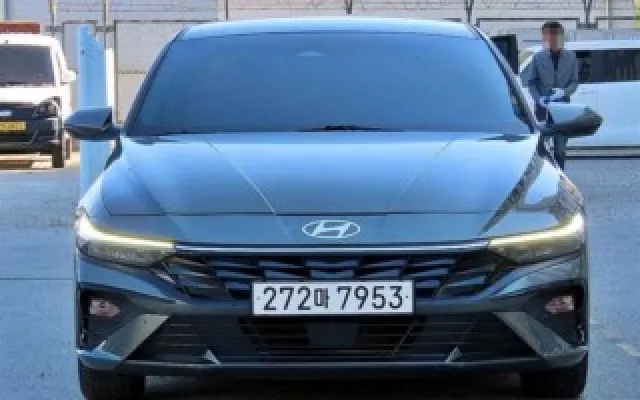 현대 아반떼 2023/08 56,785km
